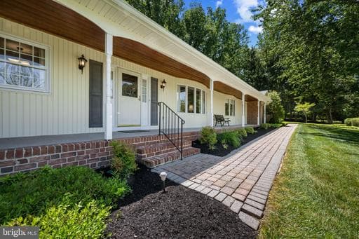 6 STONEHURST RD, PHOENIX, MD, 21131