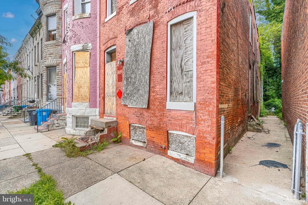 MD,BALTIMORE CITY - 15000