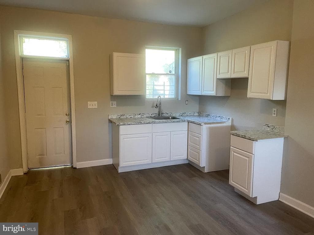 MD,BALTIMORE CITY - 150000