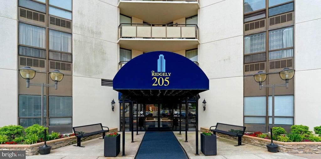 MD,BALTIMORE - 204900