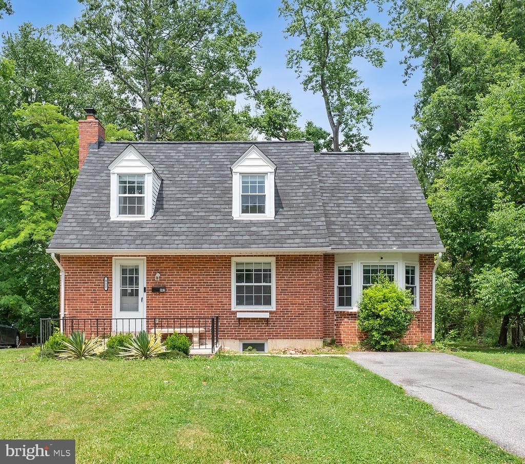 MD,BALTIMORE - 370000