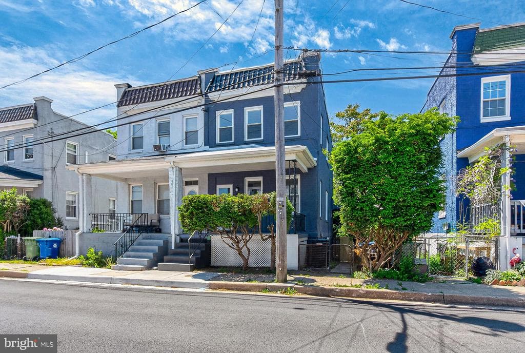 MD,BALTIMORE CITY - 250000