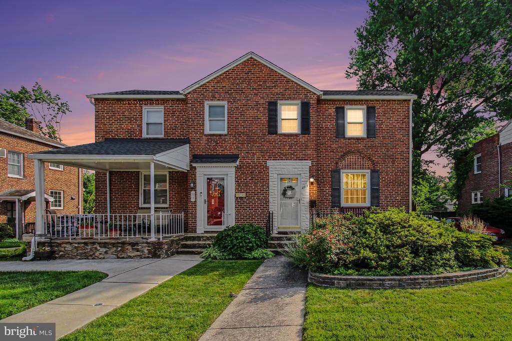 2817 Harview Ave, Parkville, MD 21234-7108, United States - 270000