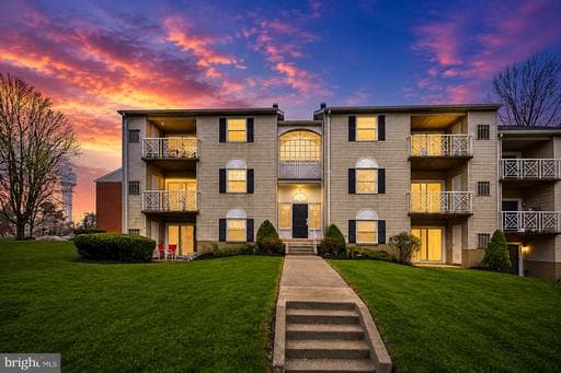 1 ELPHIN CT #301, LUTHERVILLE TIMONIUM, MD, 21093