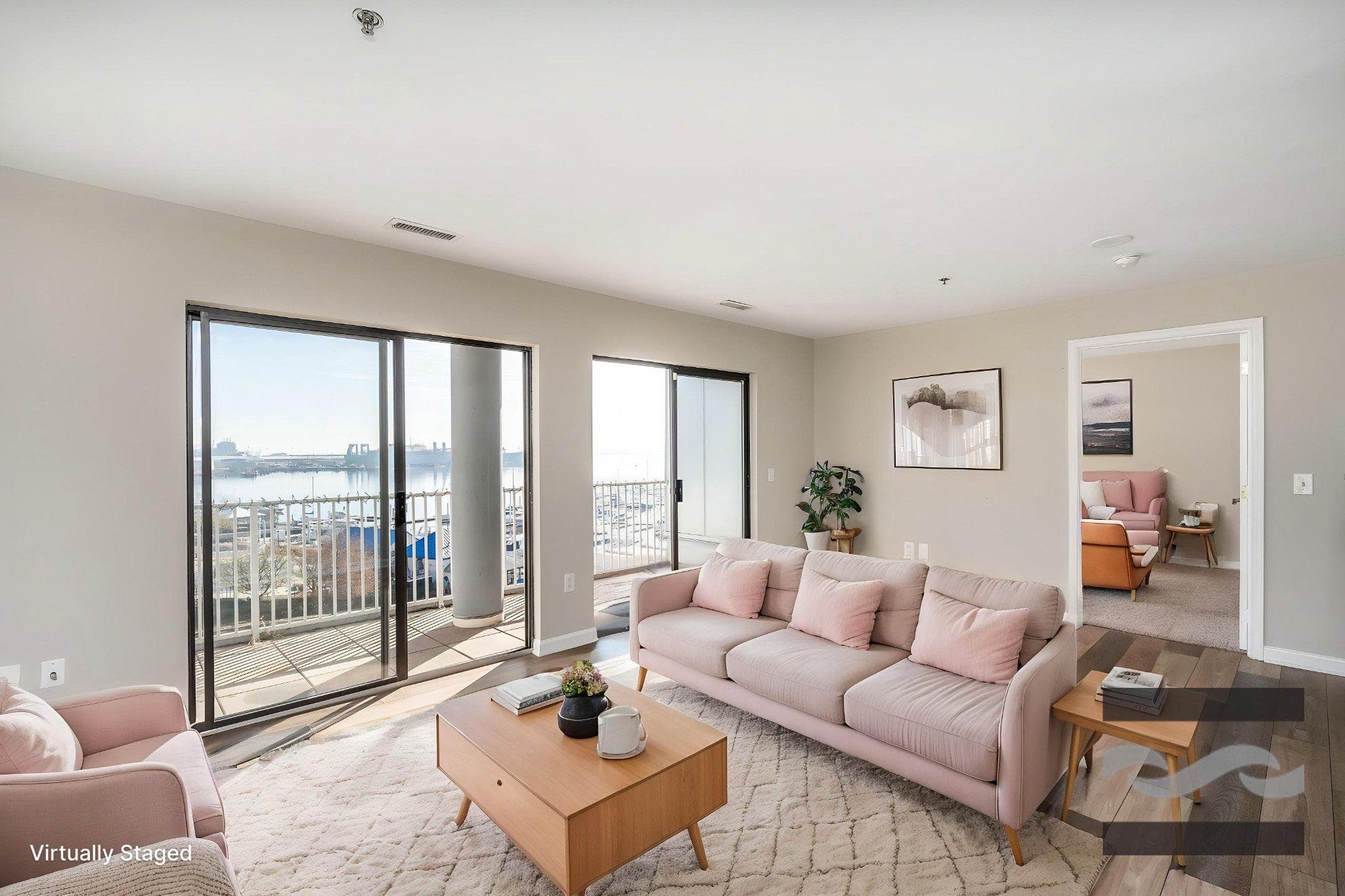 2772 Lighthouse Pt E, Baltimore, MD 21224-4789, United States