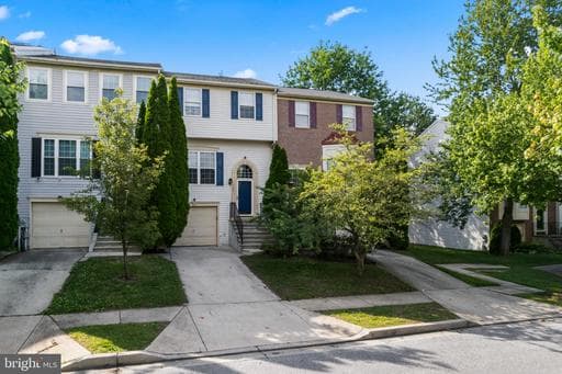 122 Persimmon Cir, Reisterstown, MD 21136-6463, United States