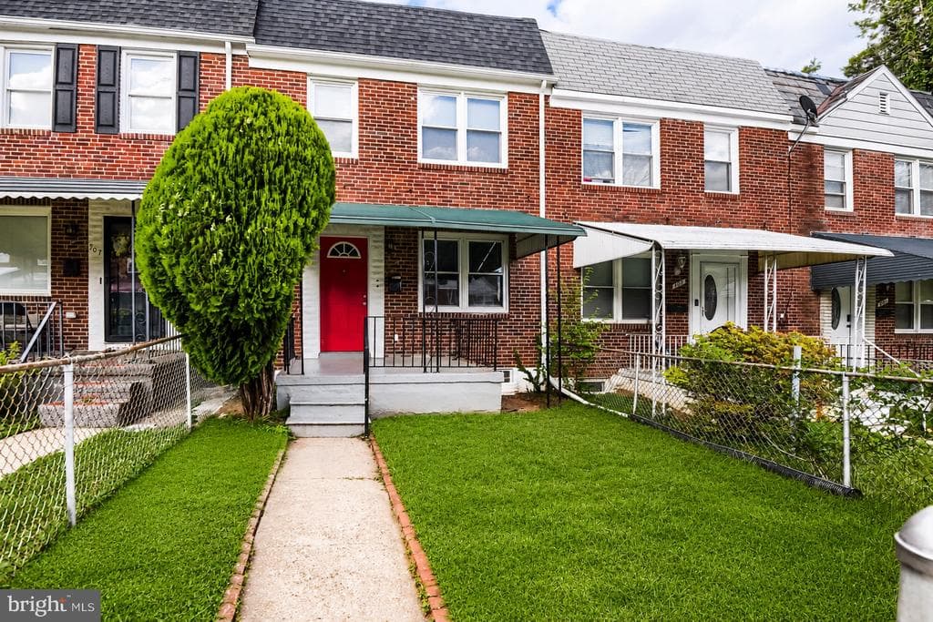 MD,BALTIMORE CITY - 215000