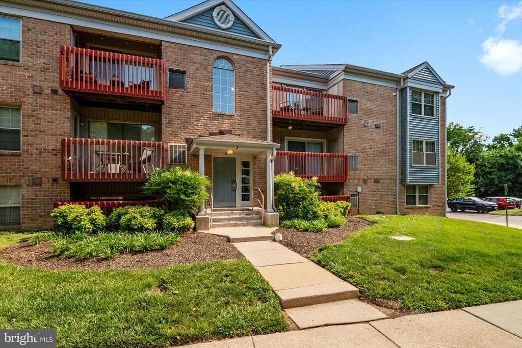 2 Banyan Wood Ct, Essex, MD 21221-7348, United States - 149500