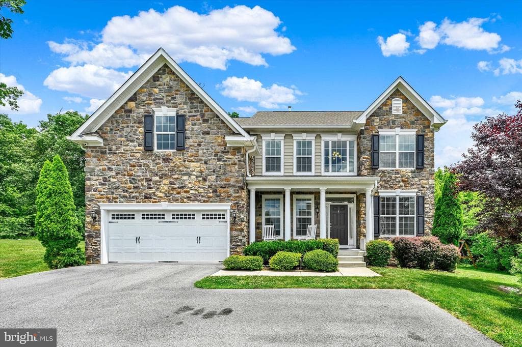 7510 Leafy Tree Ln, Ellicott City, MD 21043-7536, United States - 1100000