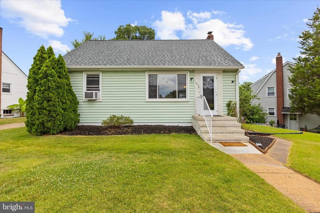 1238 Oakland Terrace Rd, Halethorpe, MD 21227-2847, United States - 325000