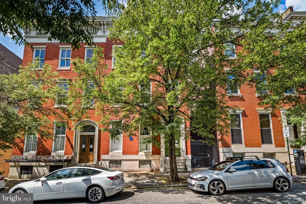 1210 Eutaw Pl, Baltimore, MD 21217-3605, United States - 735000