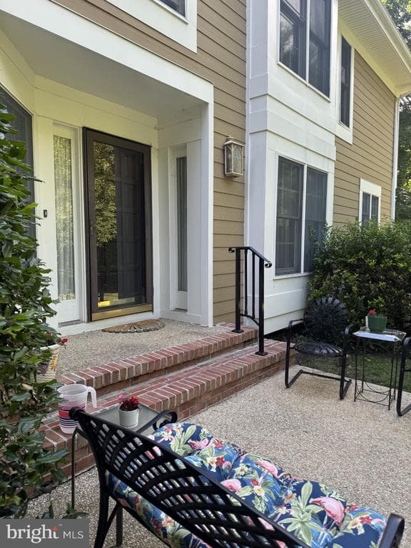 51 River Oaks Cir, Pikesville, MD 21208-6357, United States - 665000