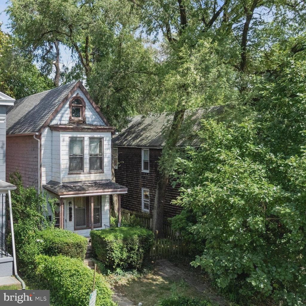 3407 Barclay St, Baltimore, MD 21218-2811, United States - 150000