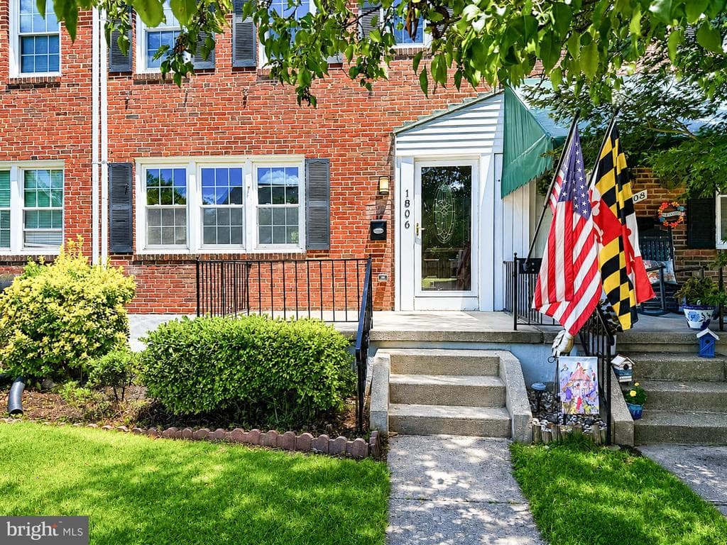 MD,BALTIMORE - 326900
