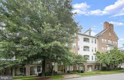 5801 CLIPPER LN #302, CLARKSVILLE, MD, 21029