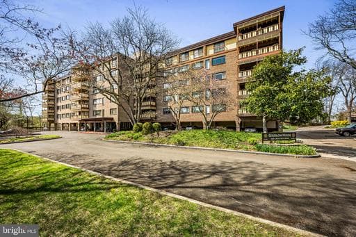 200 CROSS KEYS RD #R43, BALTIMORE, MD, 21210
