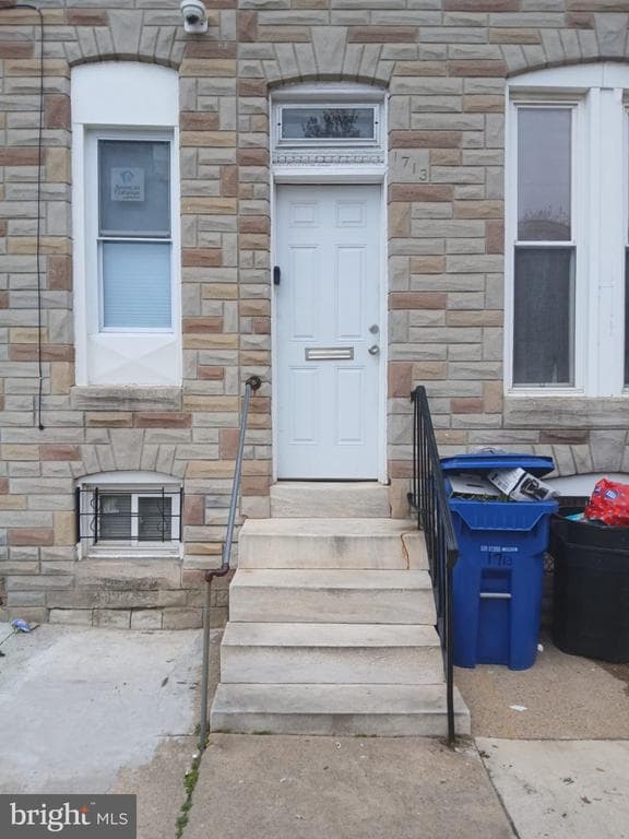 1713 N Carey St, Baltimore, MD 21217-1715, United States - 100000