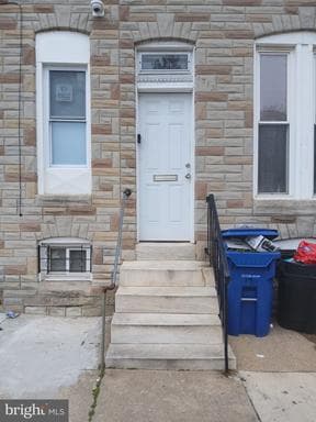 1713 N Carey St, Baltimore, MD 21217-1715, United States