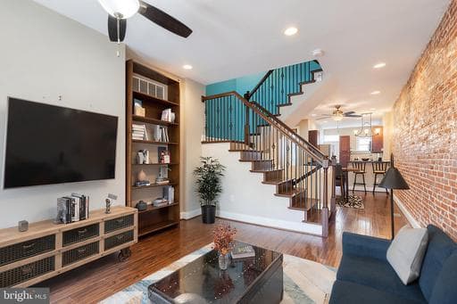 2049 DIVISION ST, BALTIMORE, MD, 21217