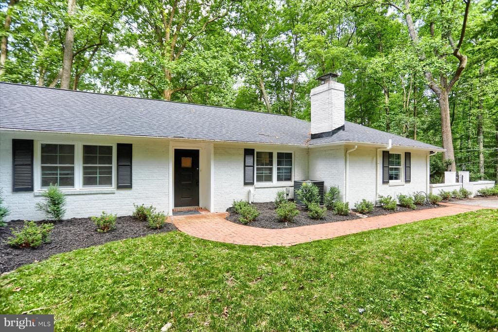 10902 Baronet Rd, Owings Mills, MD 21117-3004, United States - 699900