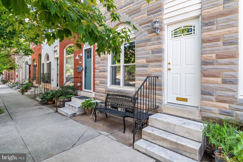 MD,BALTIMORE CITY - 359900