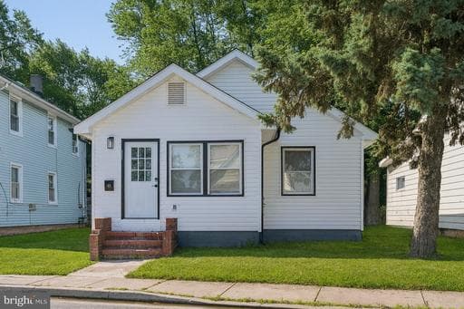 111 OAK ST, DUNDALK, MD, 21222