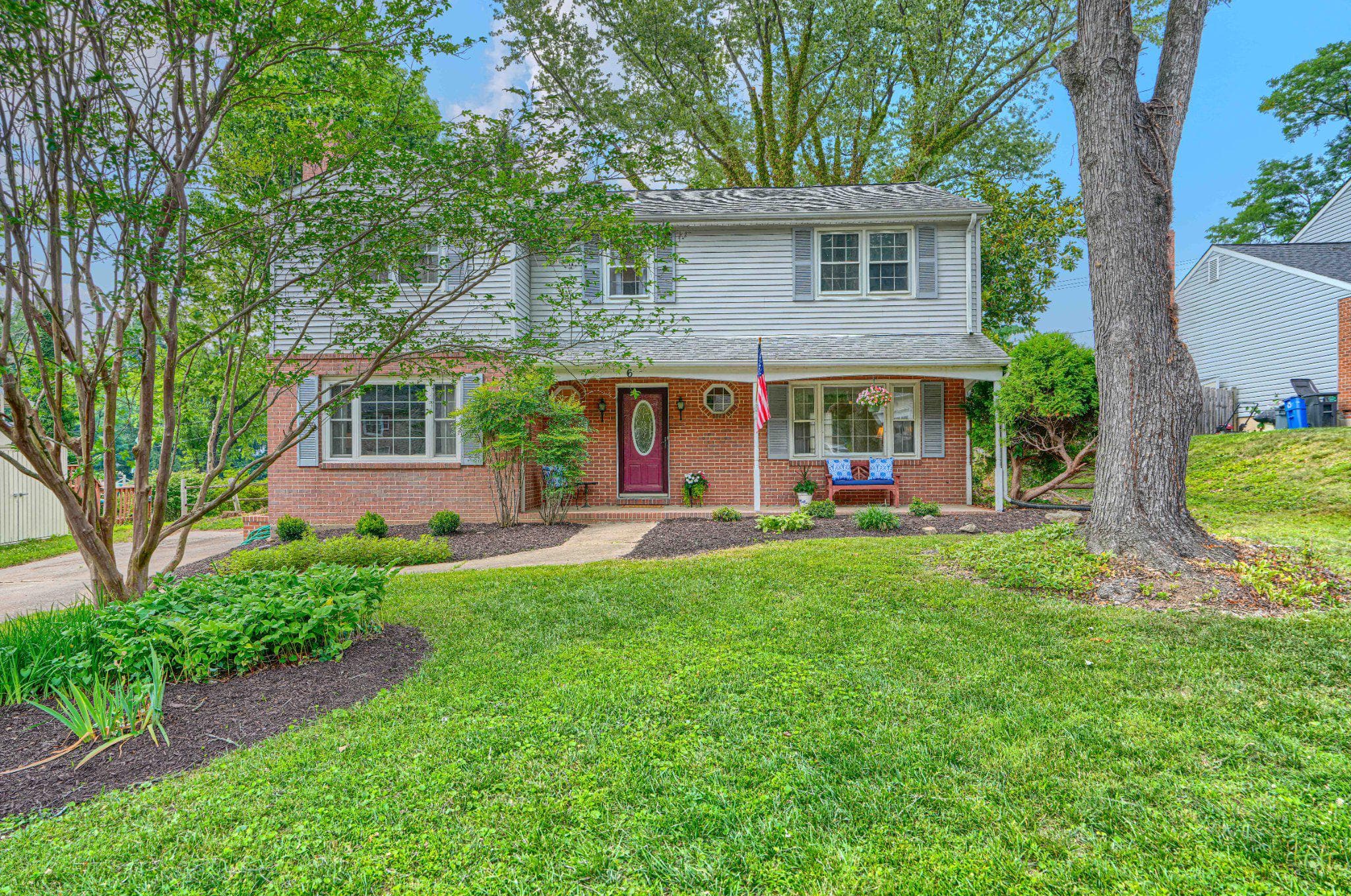 6 Fireoak Ct, Cockeysville, MD 21030-2803, United States - 540000