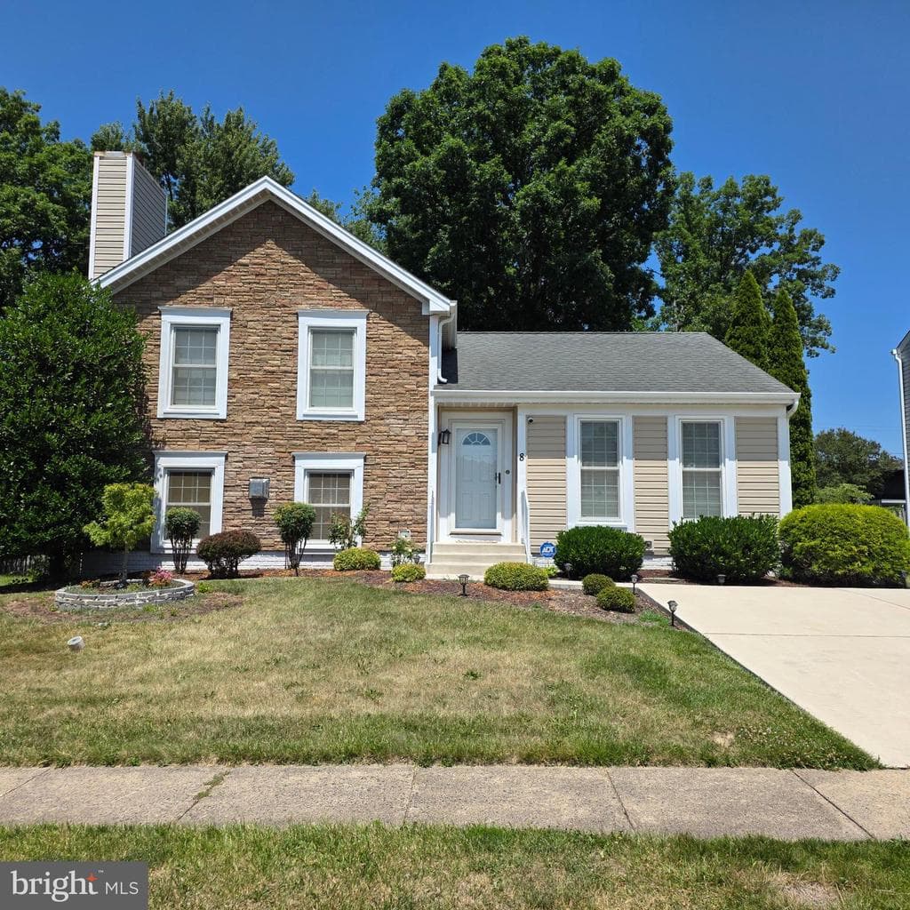 8 Treadway CT NOTTINGHAM MD 21236 - 429900
