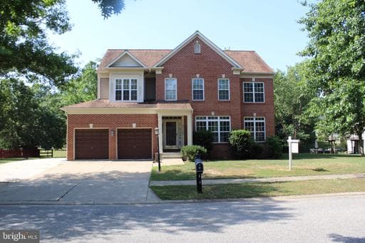 10111 Astill Ct, Waldorf, MD 20603-3772, United States