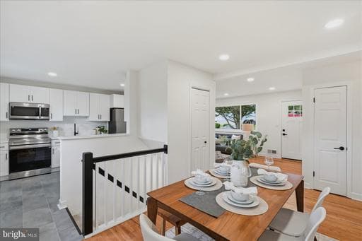3 BRIGHT CIR, BALTIMORE, MD, 21207