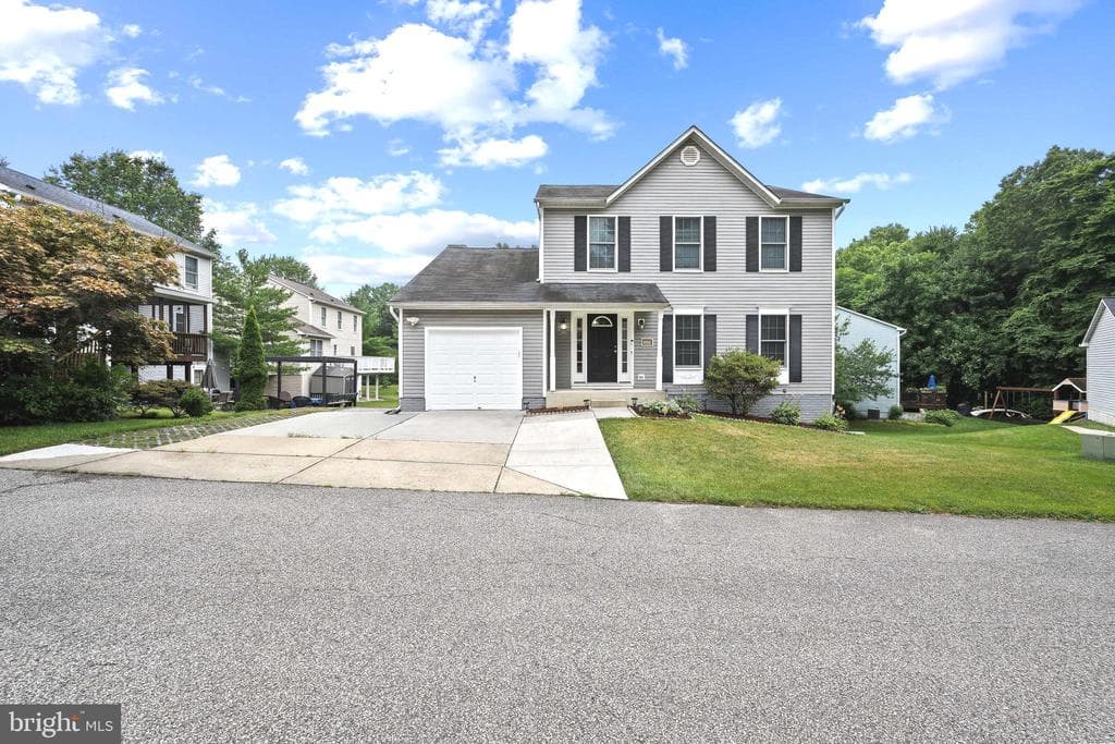 6584 Meadowfield Ct, Elkridge, MD 21075-6879, United States - 670000