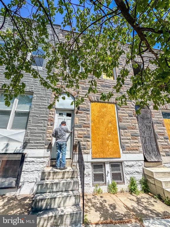 MD,BALTIMORE CITY - 29900