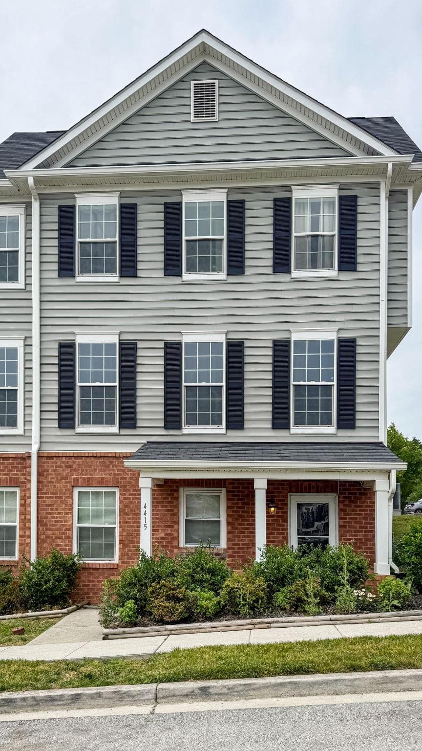 4415 Cherry Way, Baltimore, MD 21229-2492, United States - 365000