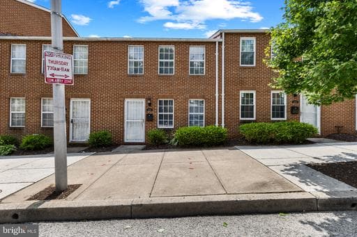 1225 E CHASE ST, BALTIMORE, MD, 21202