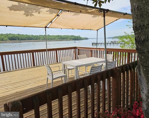 64 S SHORE RD, ELKTON, MD, 21921