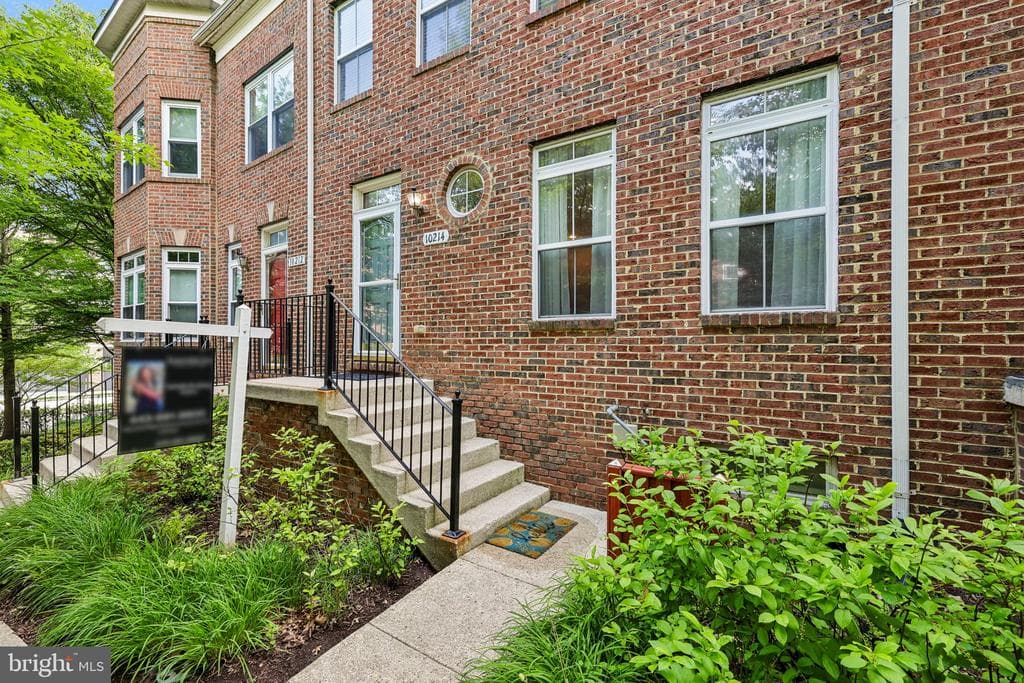 10214 Sherman Heights Pl, Columbia, MD 21044-5416, United States - 550000