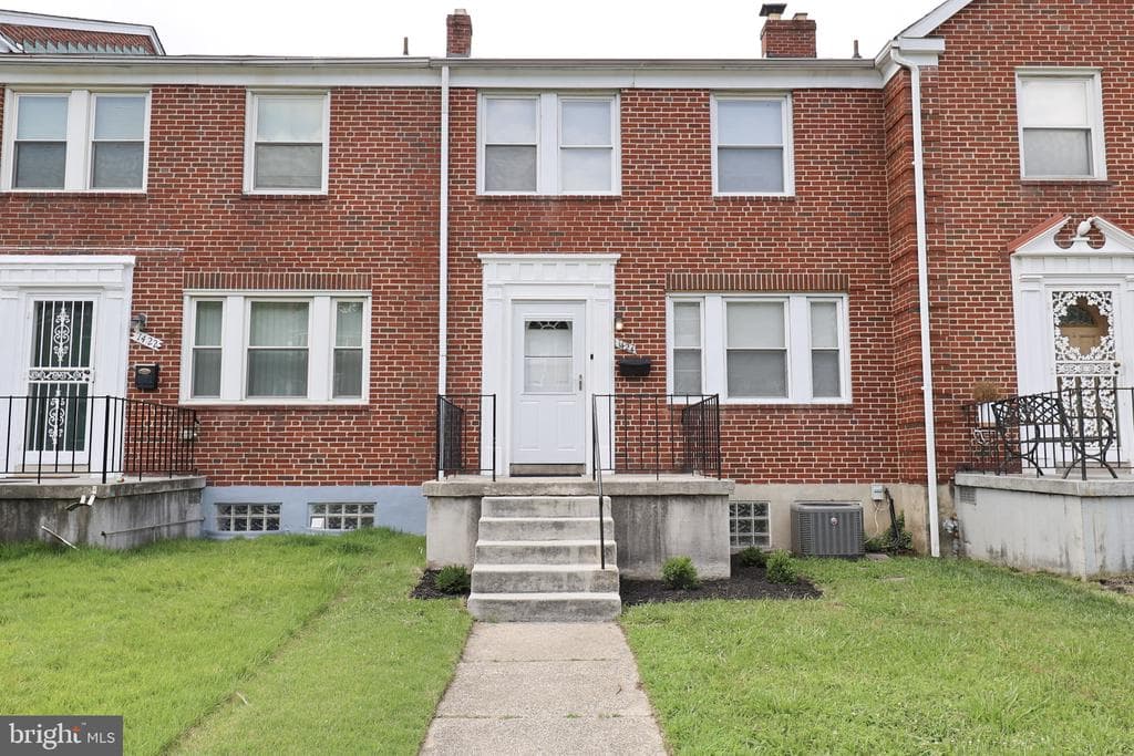 MD,BALTIMORE - 299900