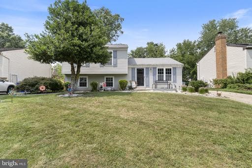 3909 Newman CT WALDORF MD 20602