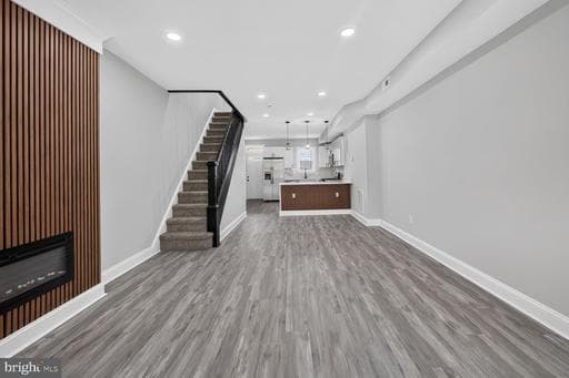 2605 E HOFFMAN ST, BALTIMORE, MD, 21213