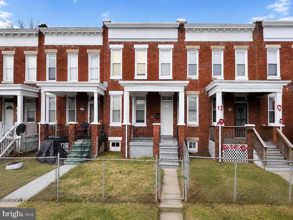 704 Edgewood St, Baltimore, MD 21229-2025, United States - 119900