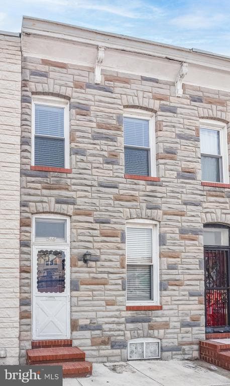 MD,BALTIMORE CITY - 150000