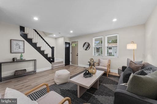 5600 WHITE AVE, BALTIMORE, MD, 21206