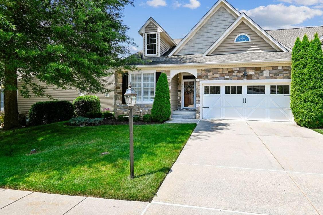 2407 Grand Oaks Ct, Abingdon, MD 21009-1537, United States
