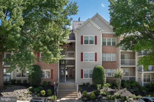 6832 Hayley Ridge Way, Baltimore, MD 21209-5206, United States