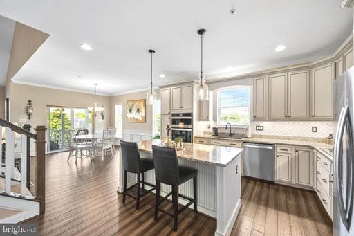 9736 CROSS RD, PERRY HALL, MD, 21128