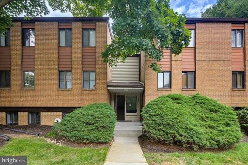 13 SUNTOP CT #101, BALTIMORE, MD, 21209
