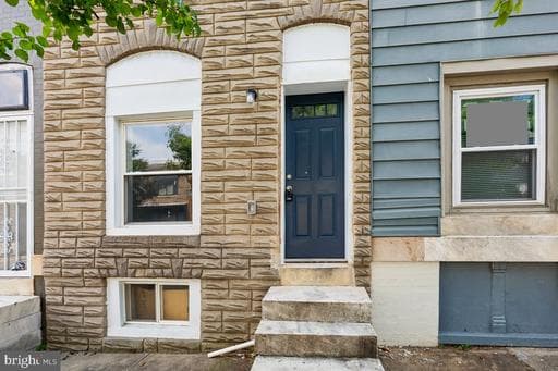 2615 MONUMENT ST, BALTIMORE, MD, 21205