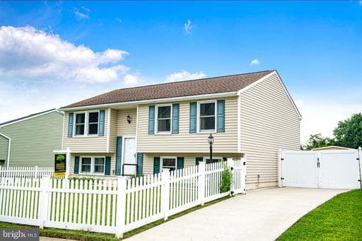 303 Brittany Dr, Joppa, MD 21085-4723, United States
