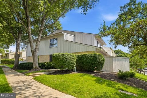 10901 Trotting Ridge Way, Columbia, MD 21044-2817, United States