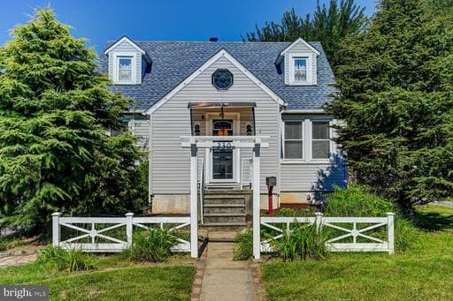 230 N MARLYN AVE, ESSEX, MD, 21221